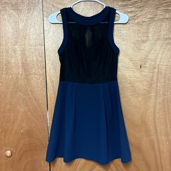 BCBGeneration Dresses & Skirts - BCBGeneration Lace Dress